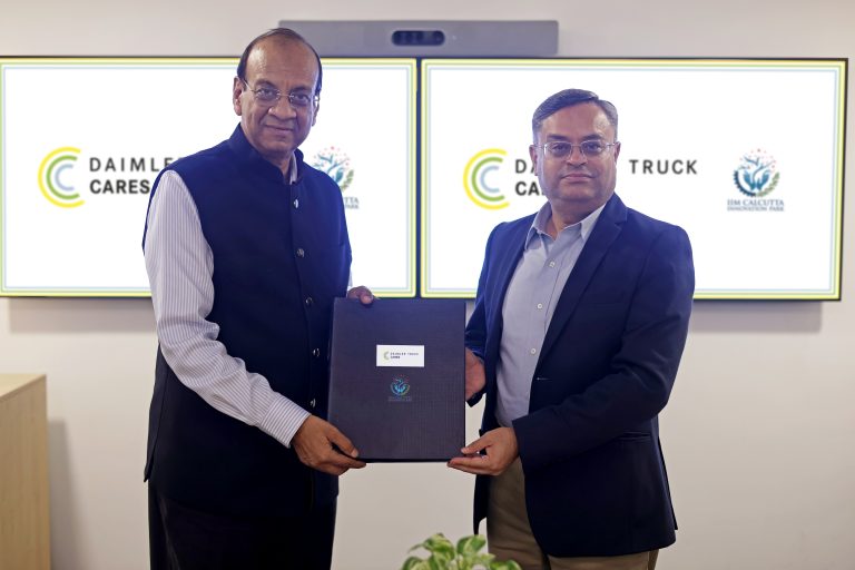 Daimler India Commercial Vehicles signs MoU with IIM Calcutta Innovation Park to drive high-impact social entrepreneurship in India